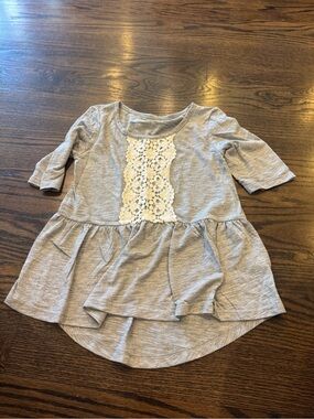 Mudd Gray Top with Cream Lace Front
